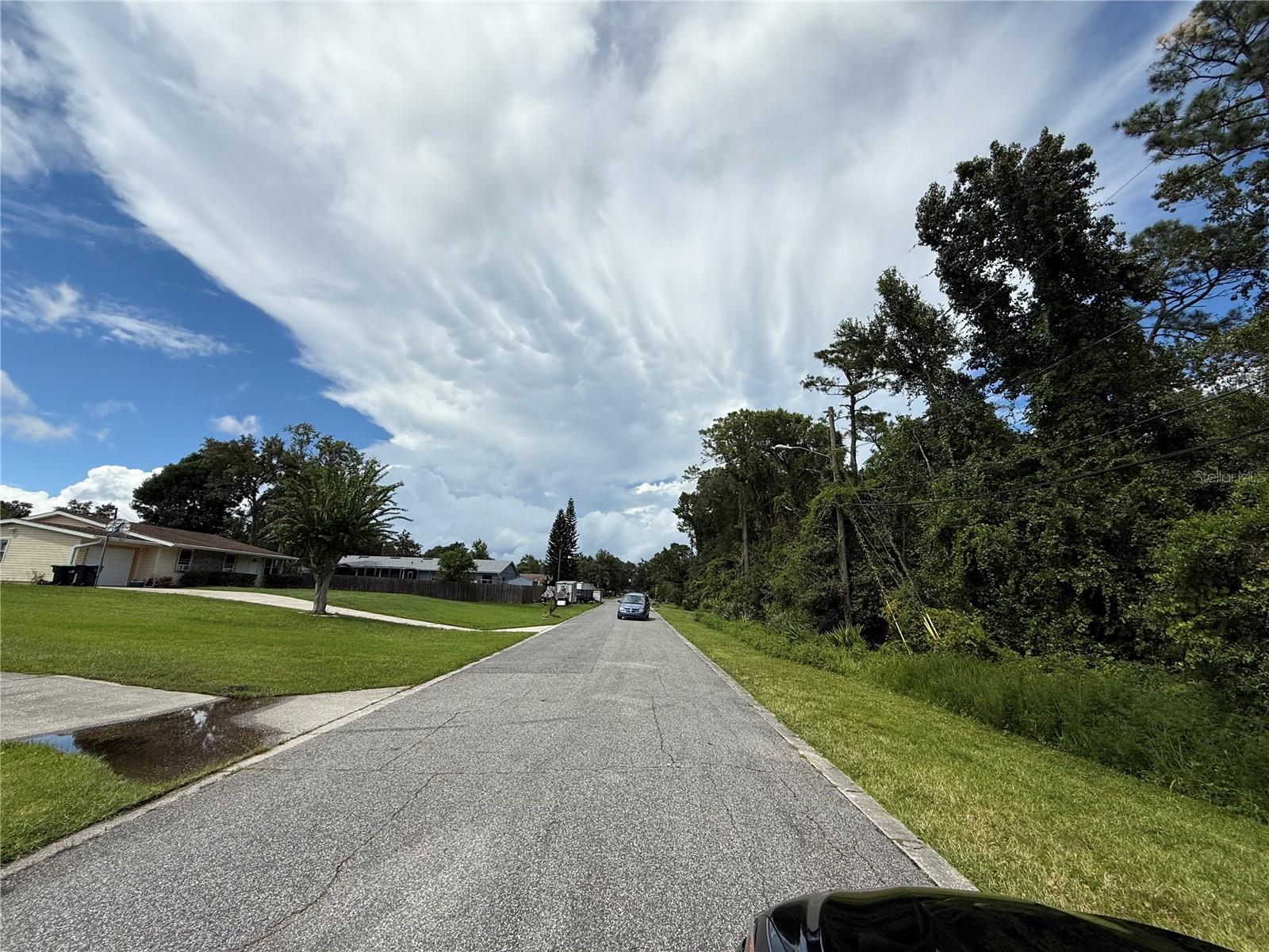 KNOLLWOOD PARK - Land