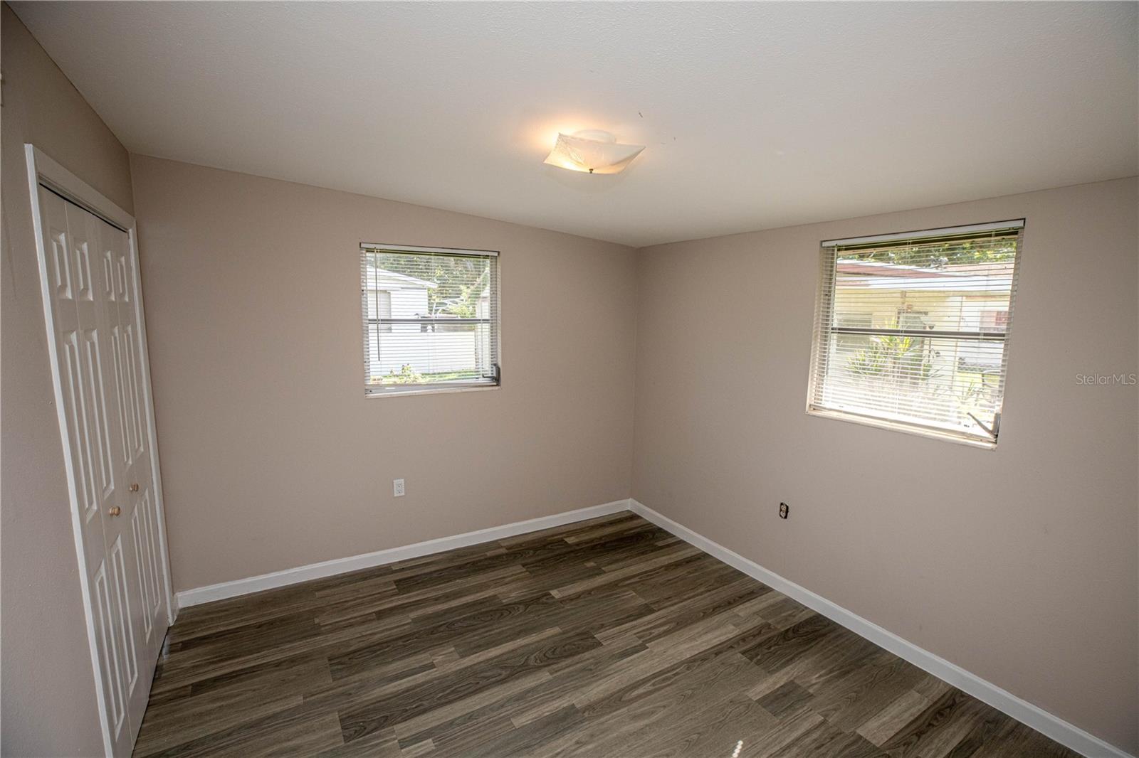 EVERGREEN PARK SUB - Residential Lease