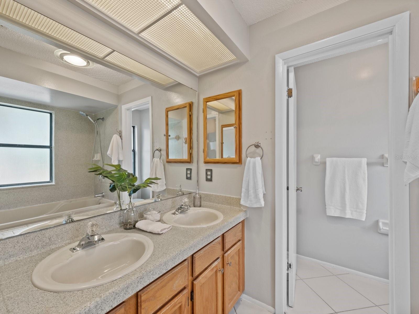 NORTHBRIDGE AT COUNTRY CREEK - Residential