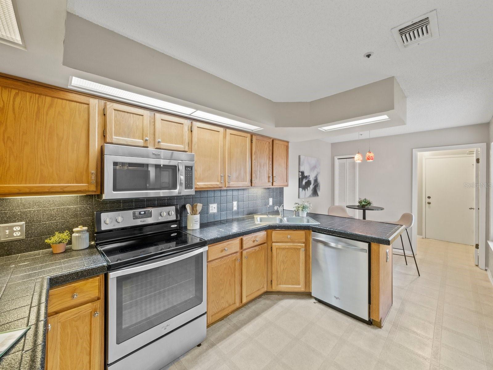 NORTHBRIDGE AT COUNTRY CREEK - Residential