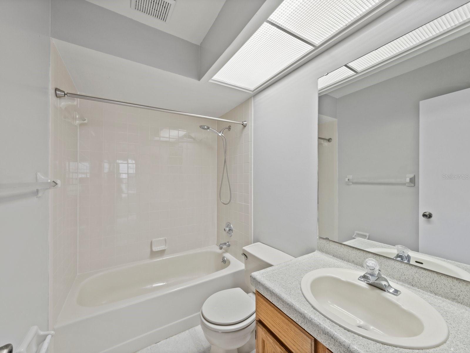 NORTHBRIDGE AT COUNTRY CREEK - Residential