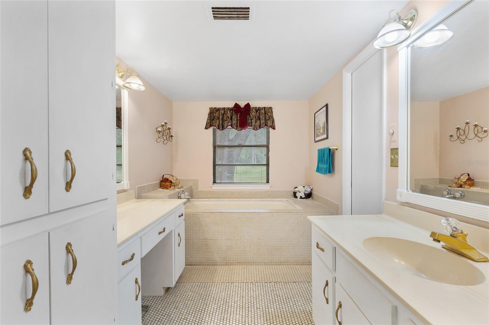 SEMINOLE ESTATES UNIT 2 - Residential