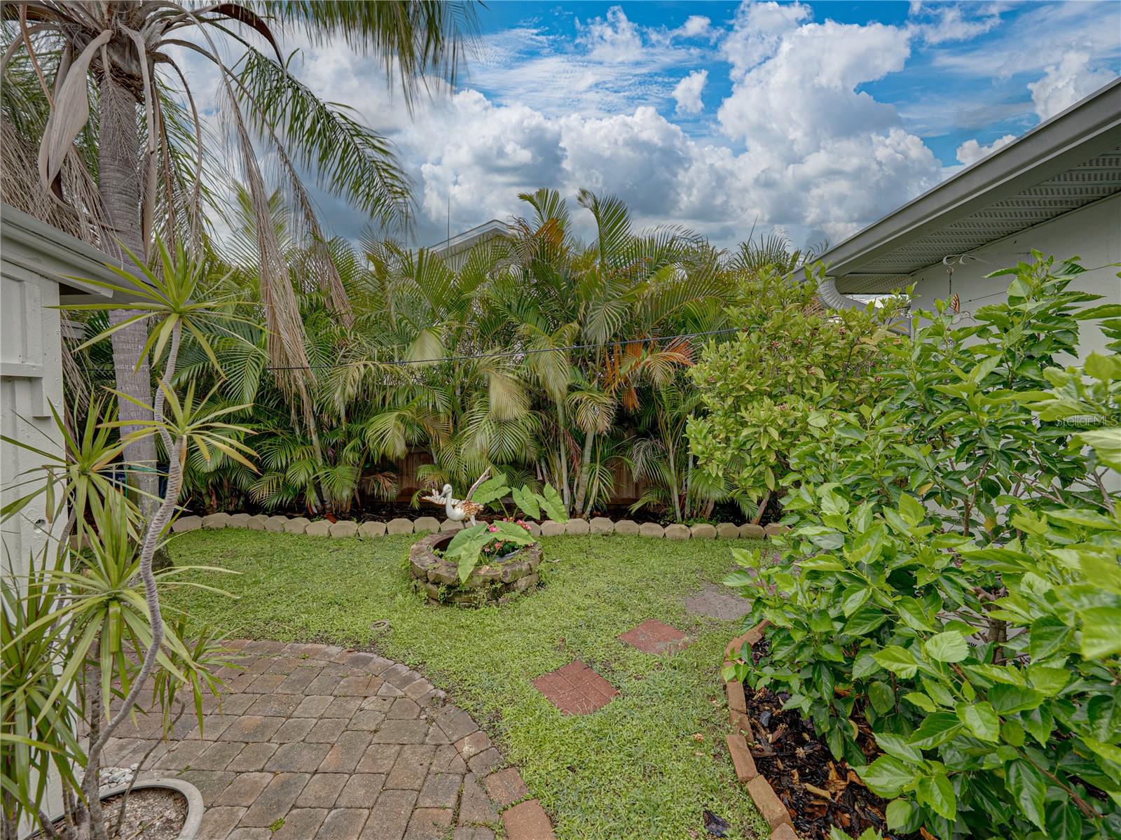 PASADENA ESTATES SEC C - Residential