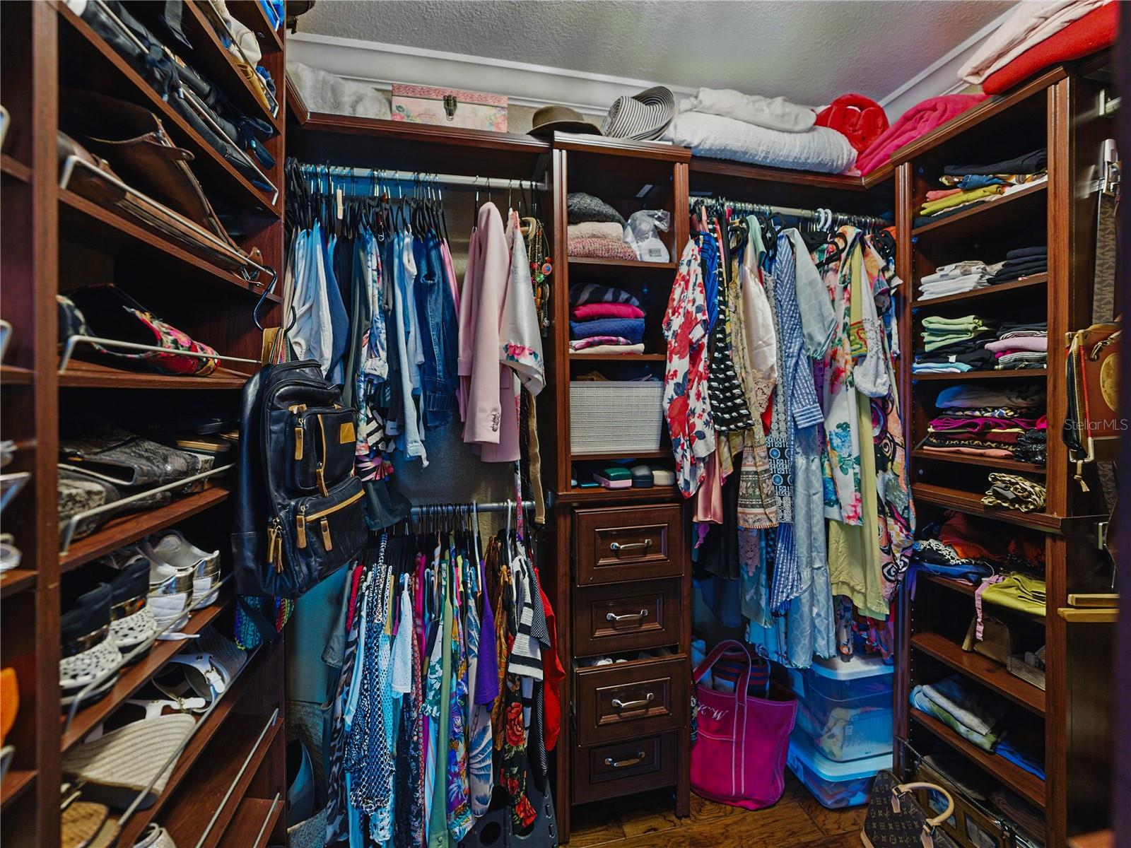 PASADENA ESTATES SEC C - Residential