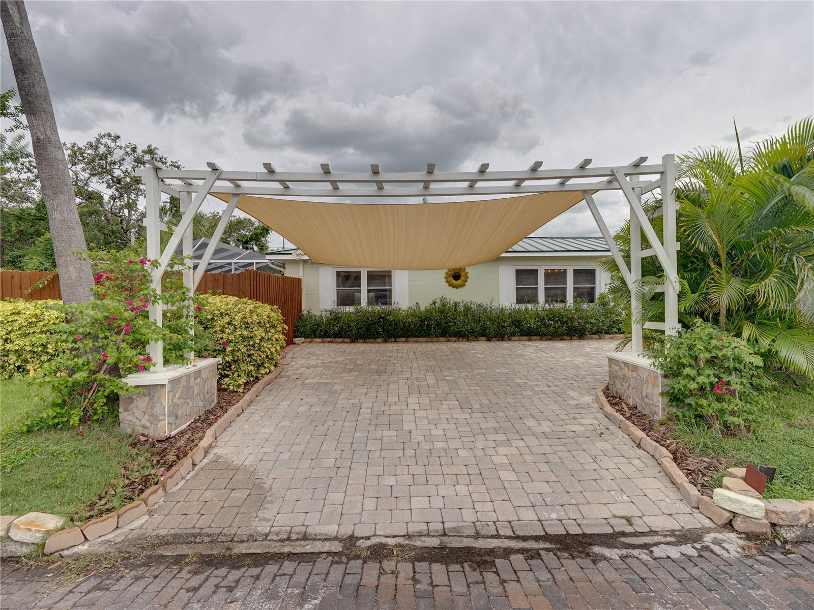 PASADENA ESTATES SEC C - Residential