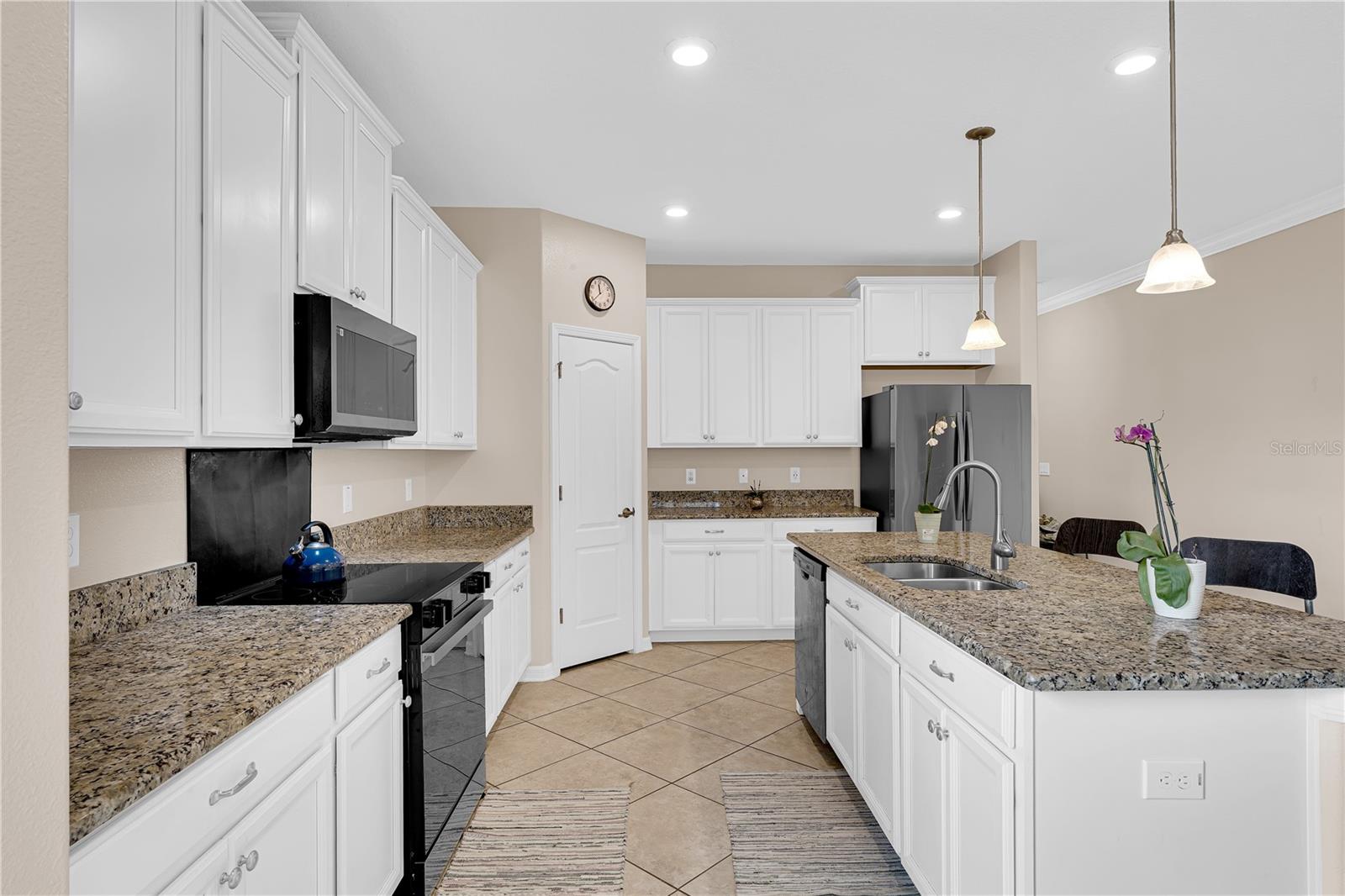 WINDEMERE SOUND PH 2 - Residential