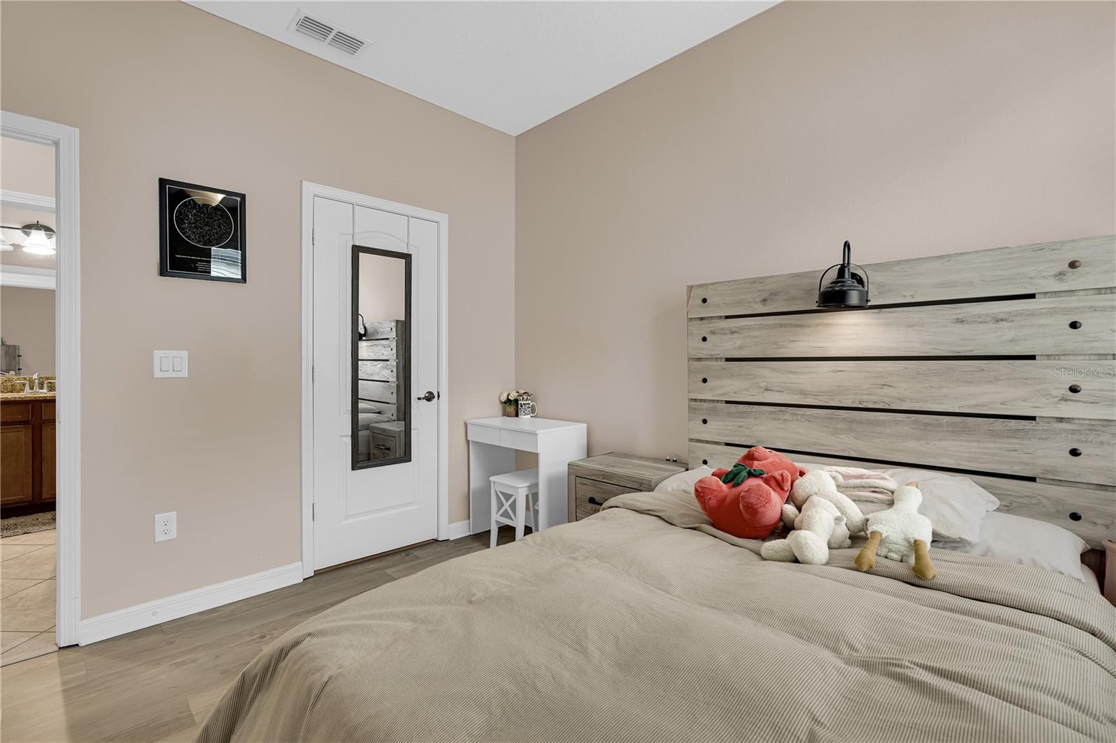 WINDEMERE SOUND PH 2 - Residential