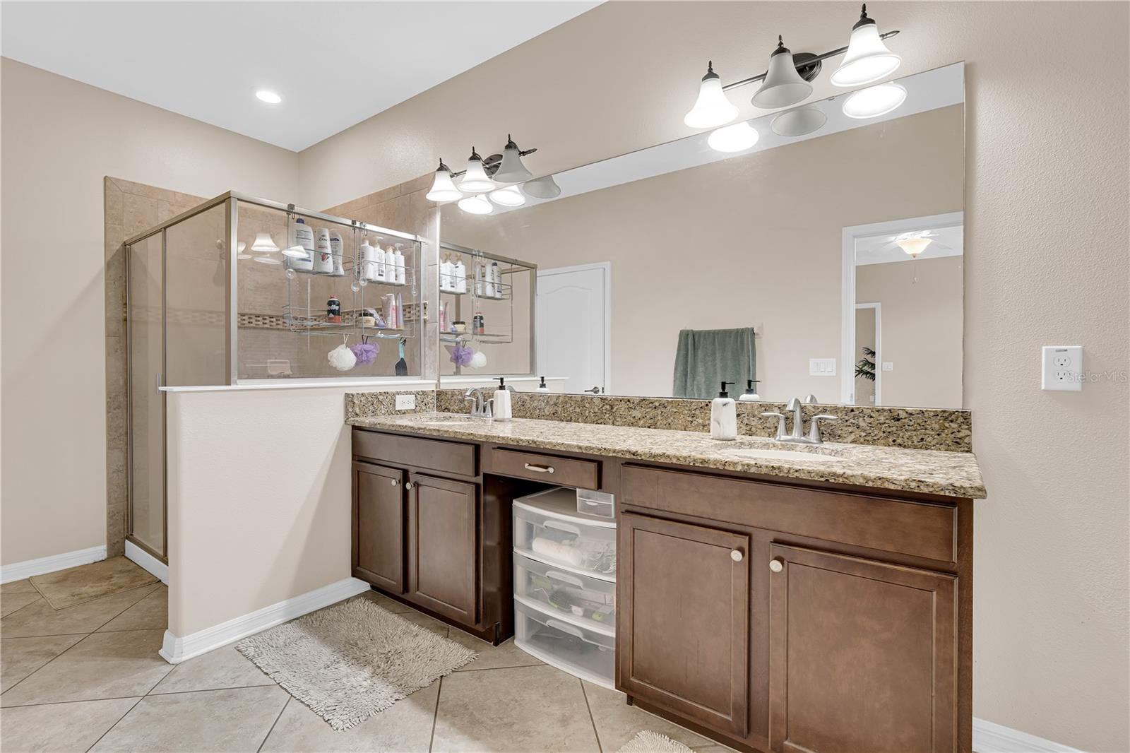 WINDEMERE SOUND PH 2 - Residential