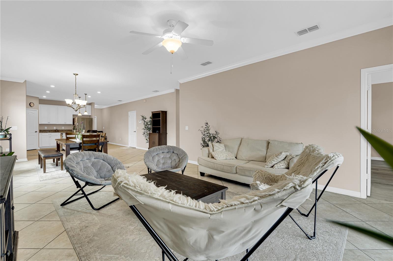 WINDEMERE SOUND PH 2 - Residential