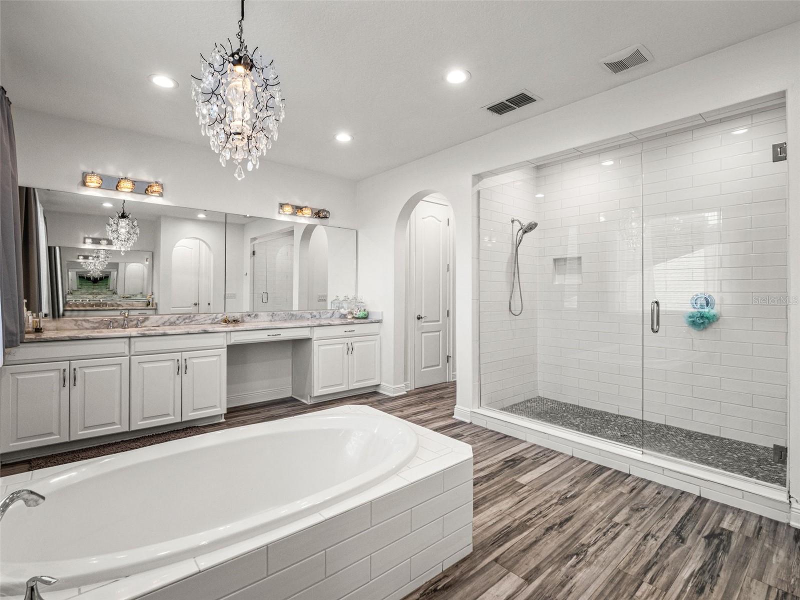 ARDEN PARK SOUTH - Residential