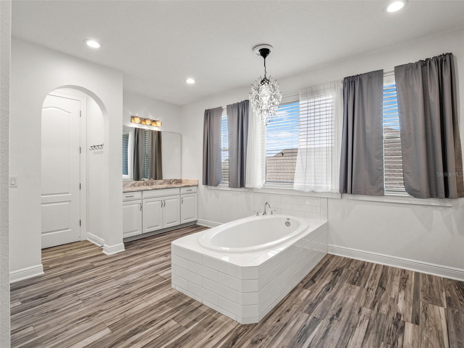 ARDEN PARK SOUTH - Residential