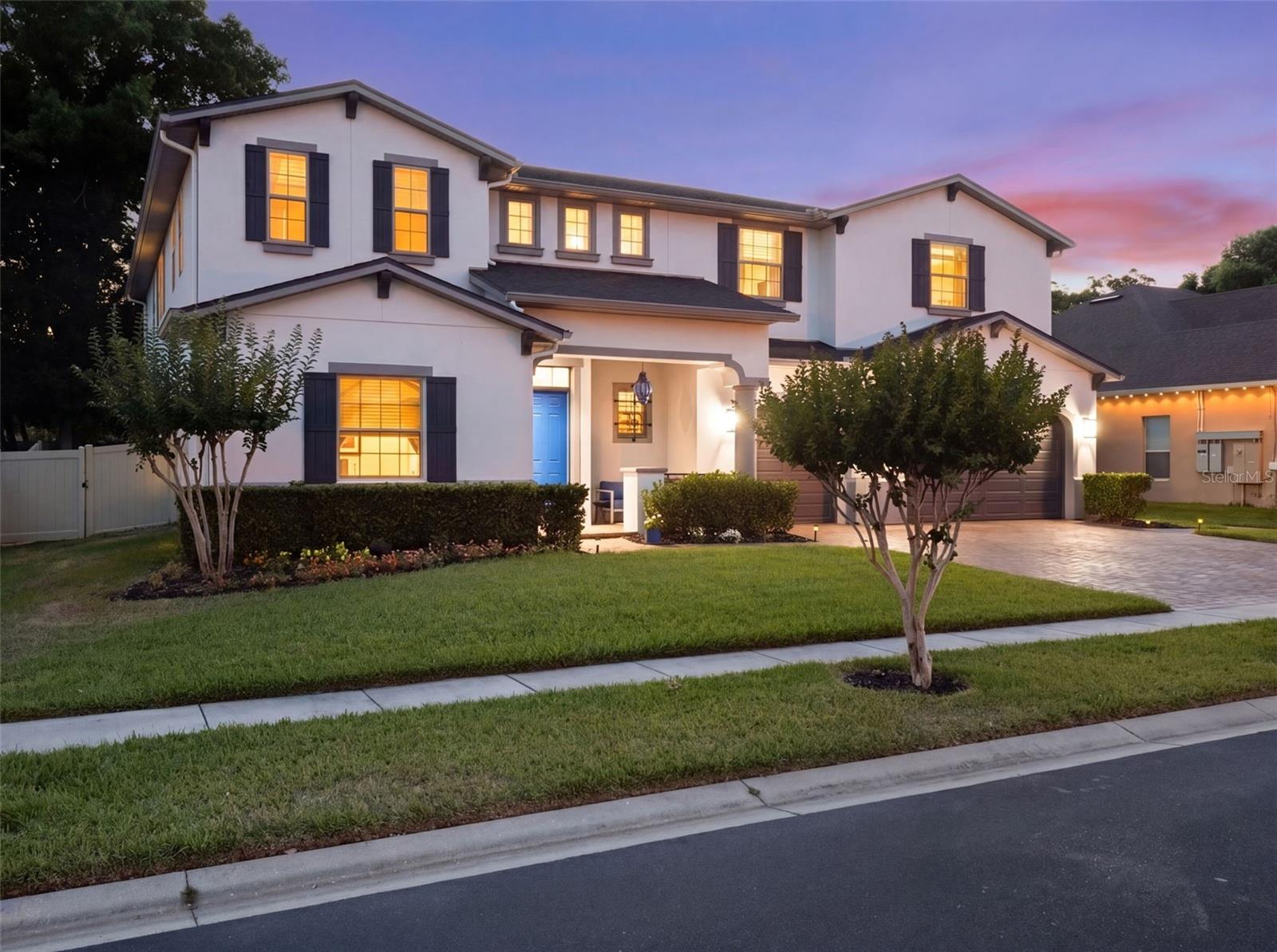 1290 ARDEN OAKS DRIVE