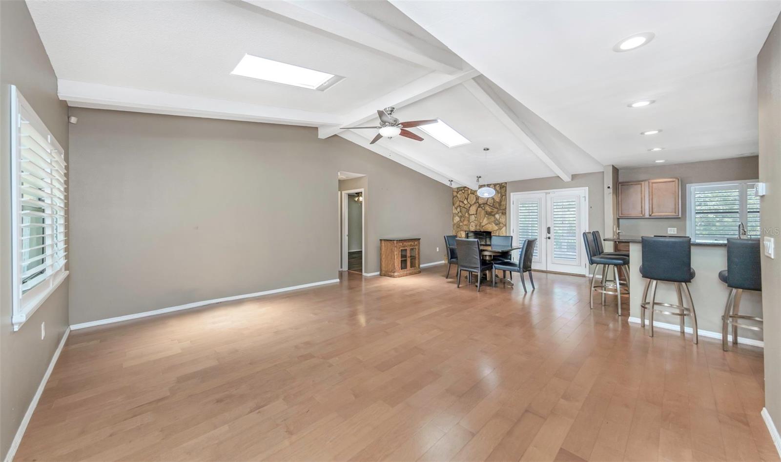 SUNSET HILLS - Residential