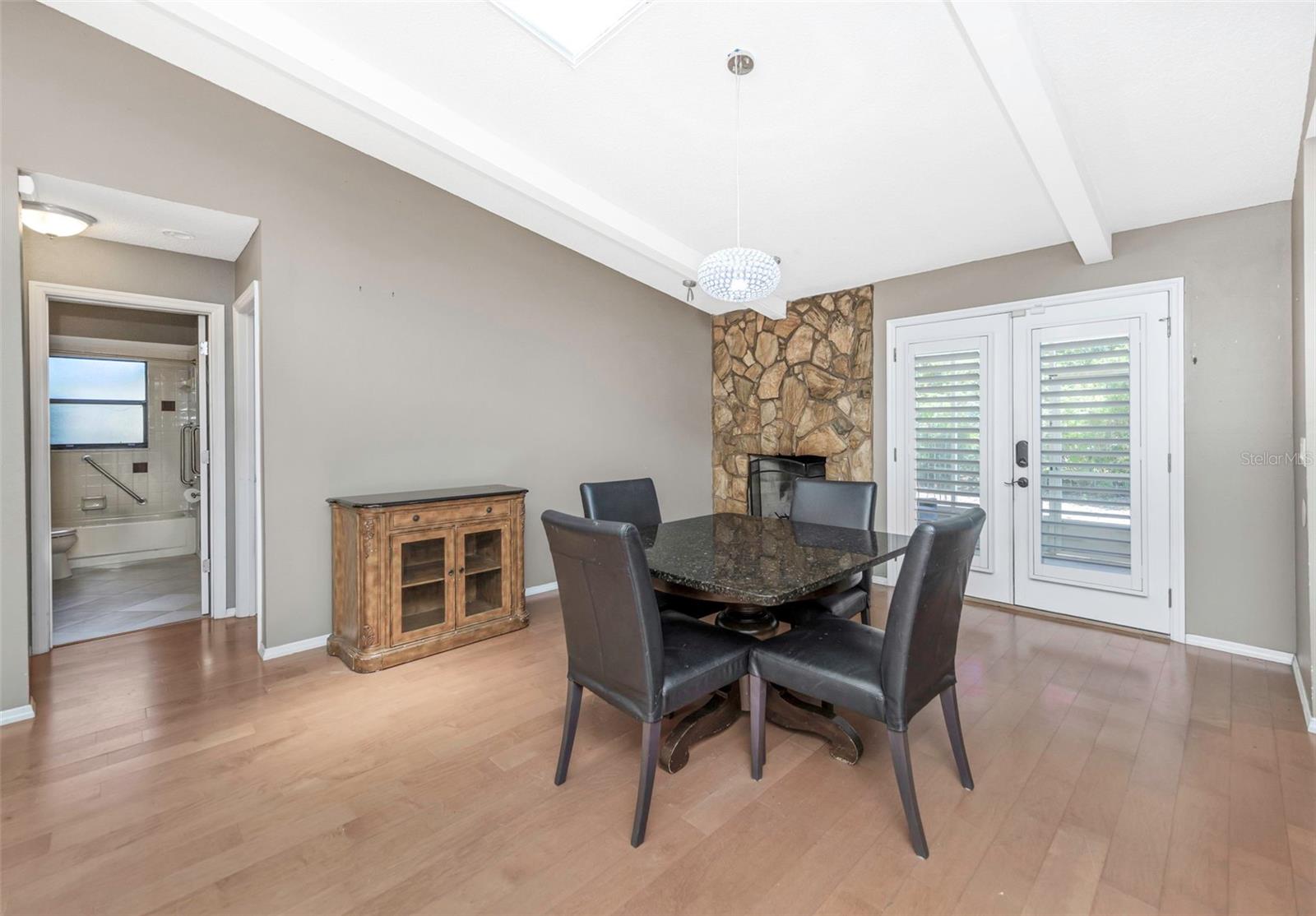 SUNSET HILLS - Residential