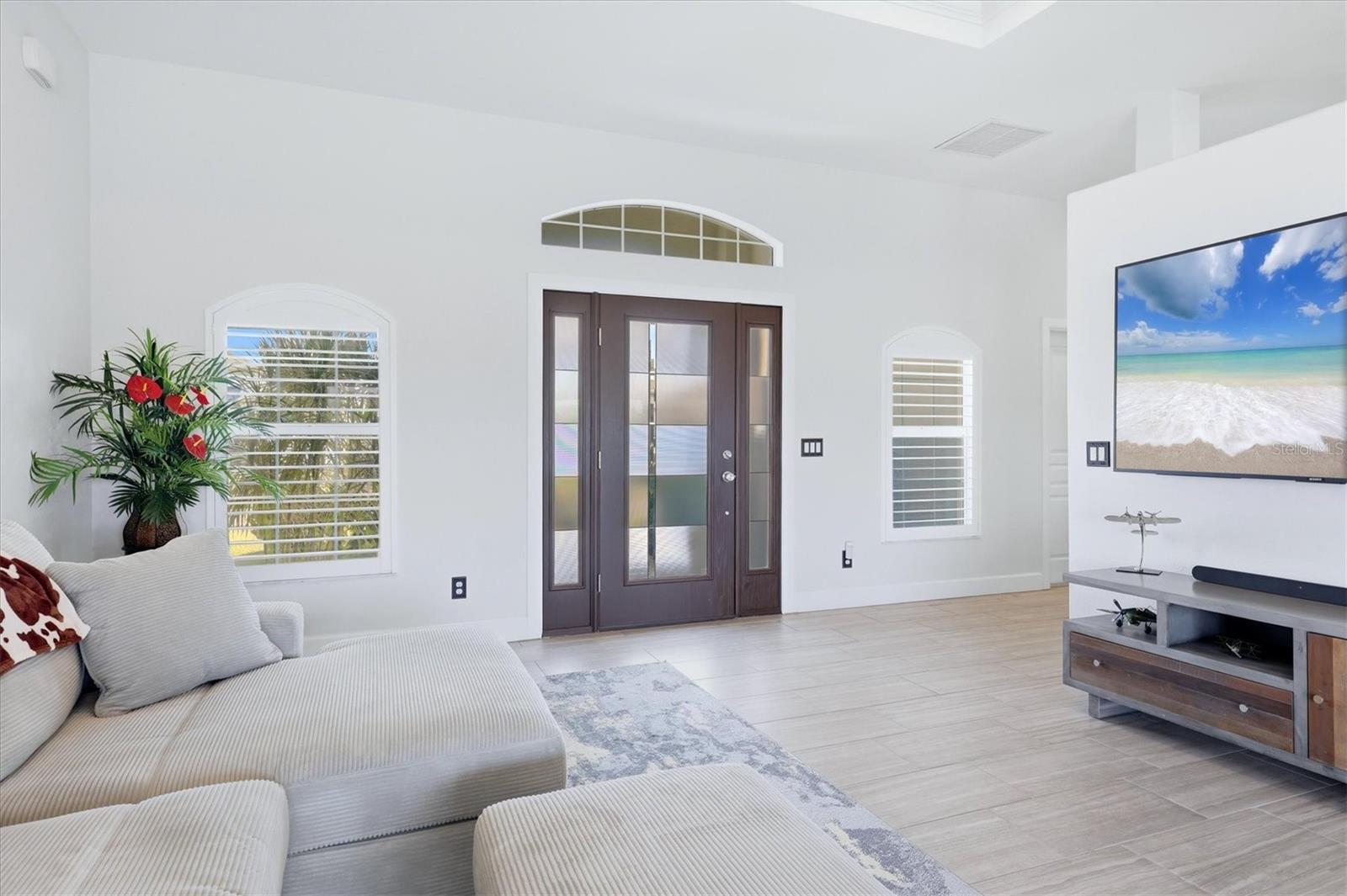 15738 APPLEWHITE CIRCLE