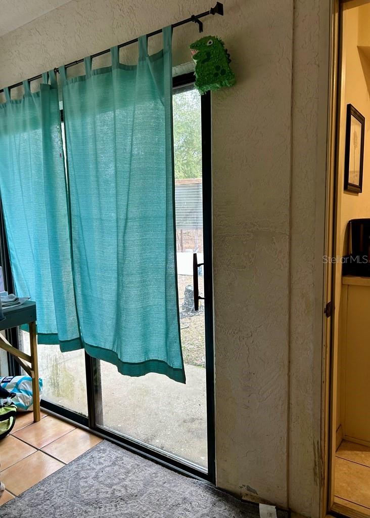 HOLIDAY ACRES UNIT 03 - Residential