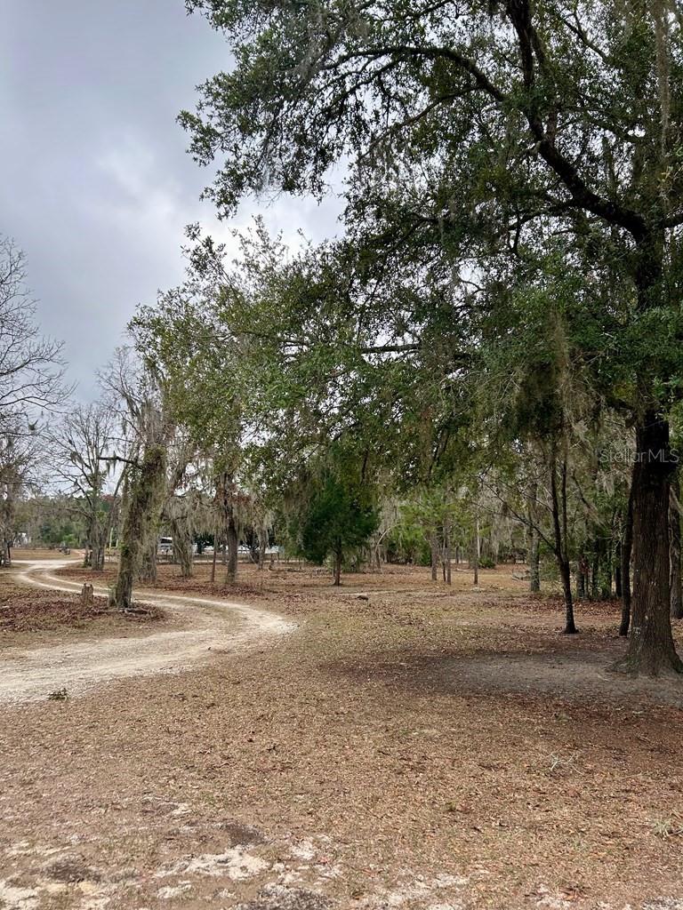 HOLIDAY ACRES UNIT 03 - Residential