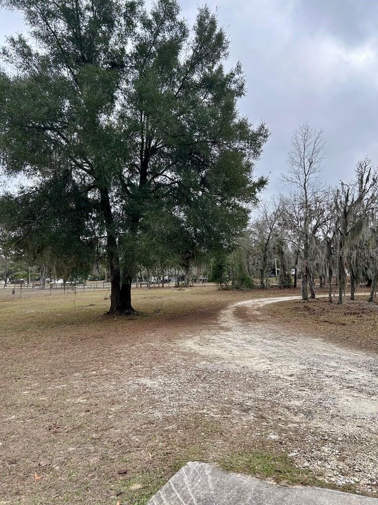 HOLIDAY ACRES UNIT 03 - Residential