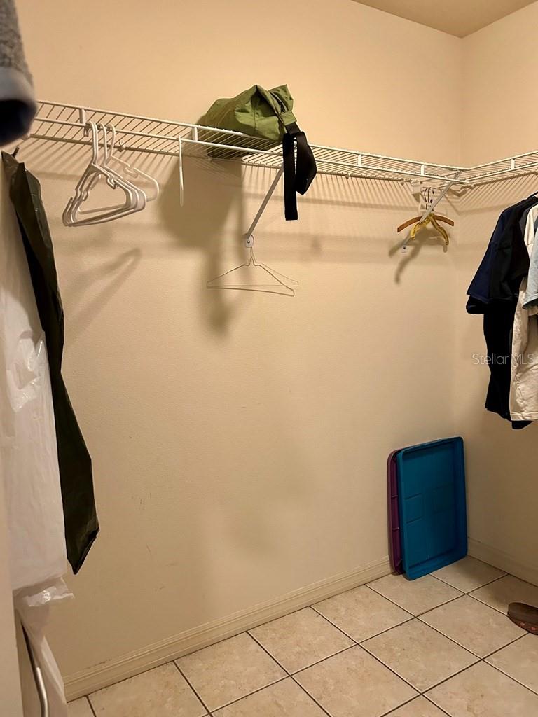 HOLIDAY ACRES UNIT 03 - Residential