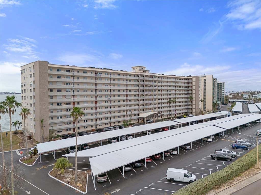 Photo of 5980 Shore Boulevard S #501, Gulfport, FL 33707 (MLS # TB8535210)