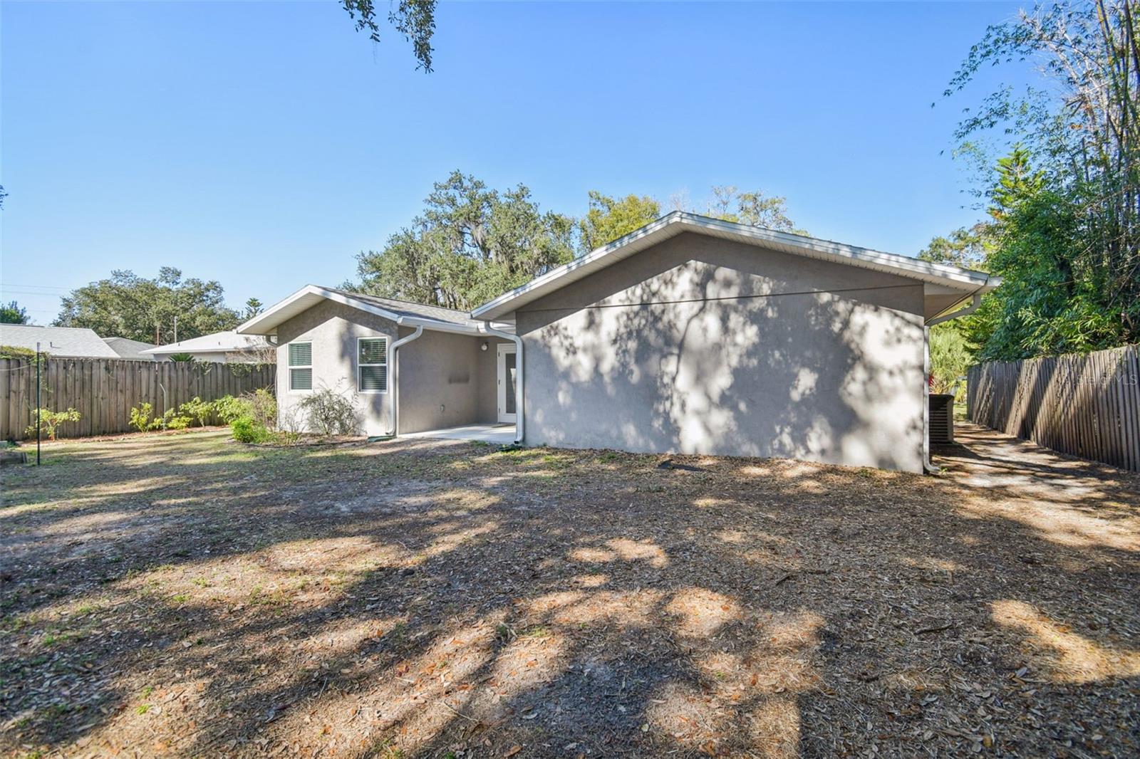 SHADY NOOK - Residential