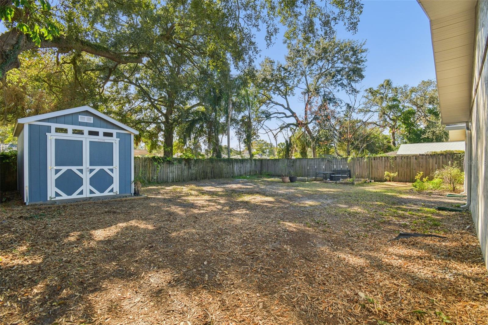 SHADY NOOK - Residential