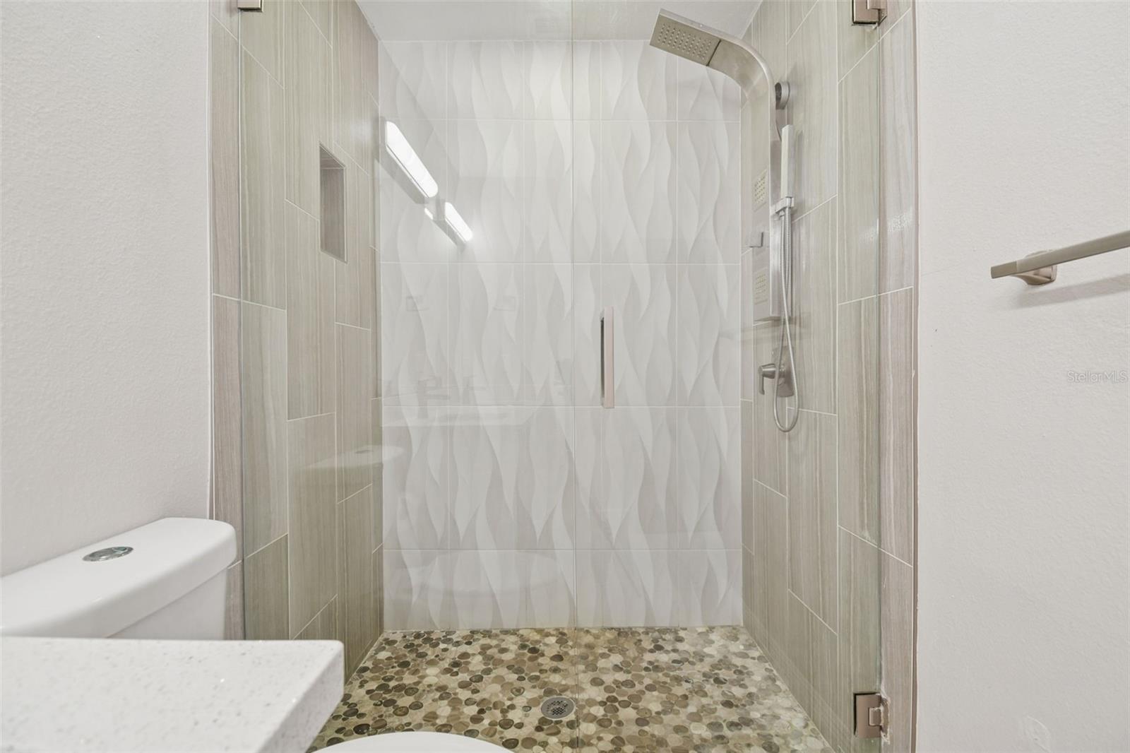 SHADY NOOK - Residential