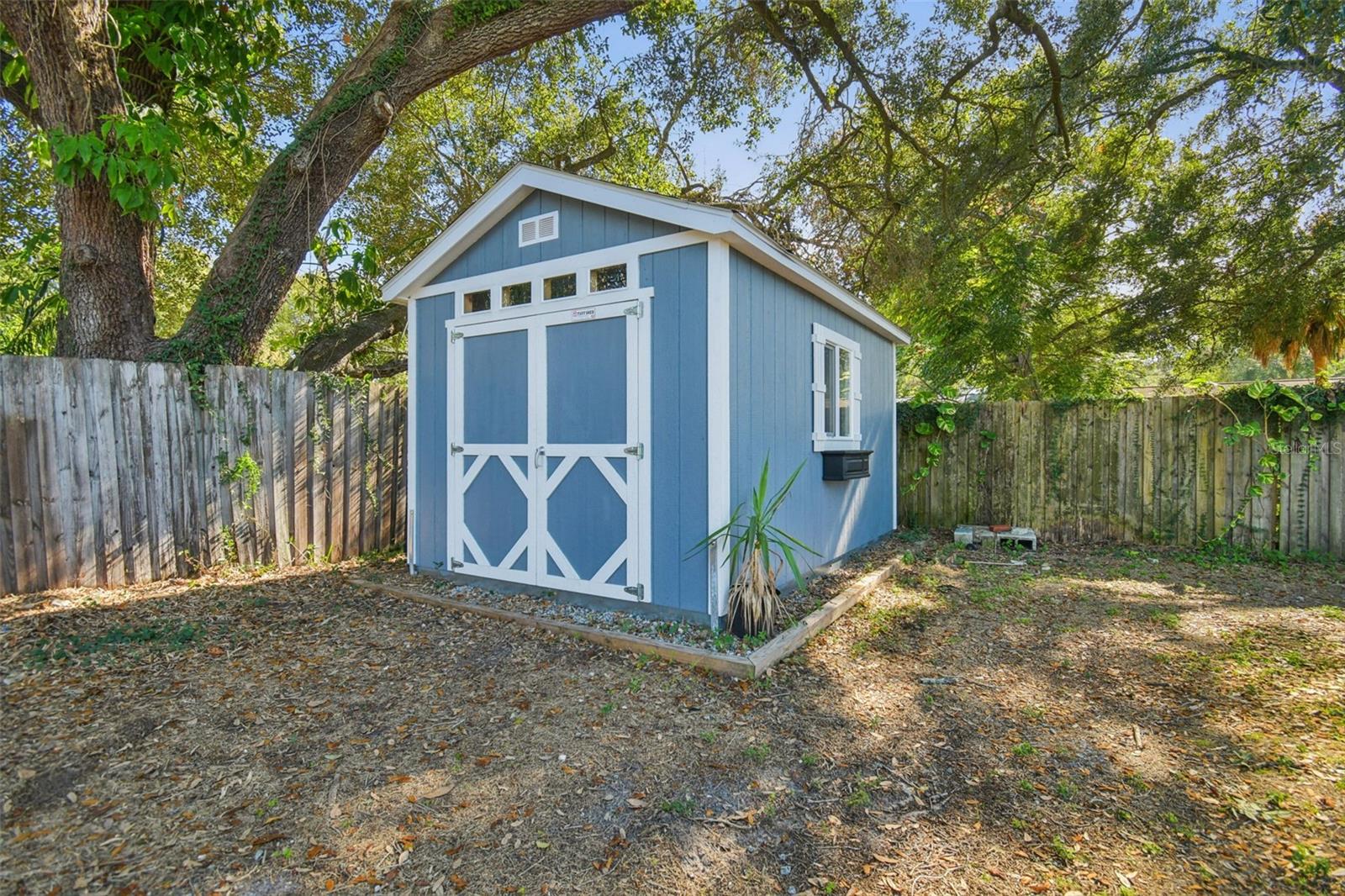 SHADY NOOK - Residential