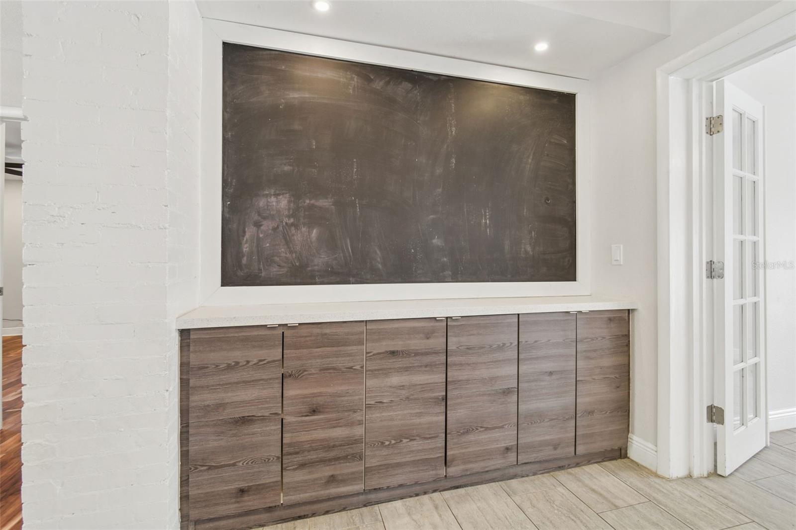 SHADY NOOK - Residential