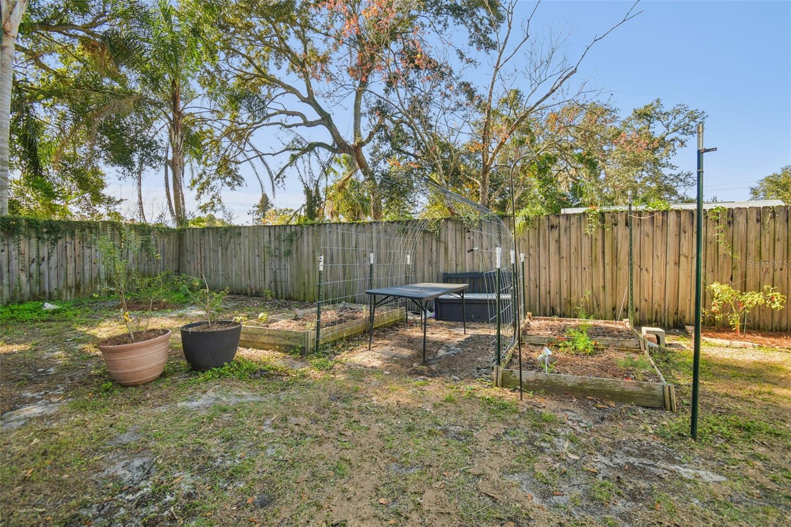 SHADY NOOK - Residential