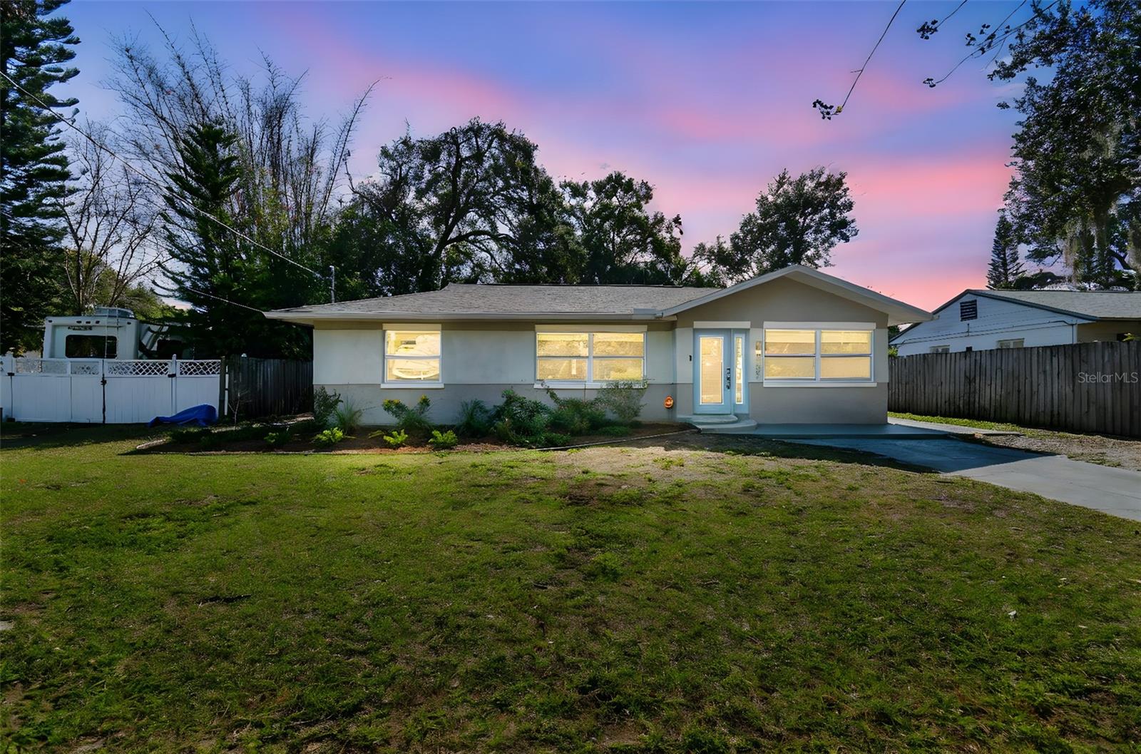 SHADY NOOK - Residential