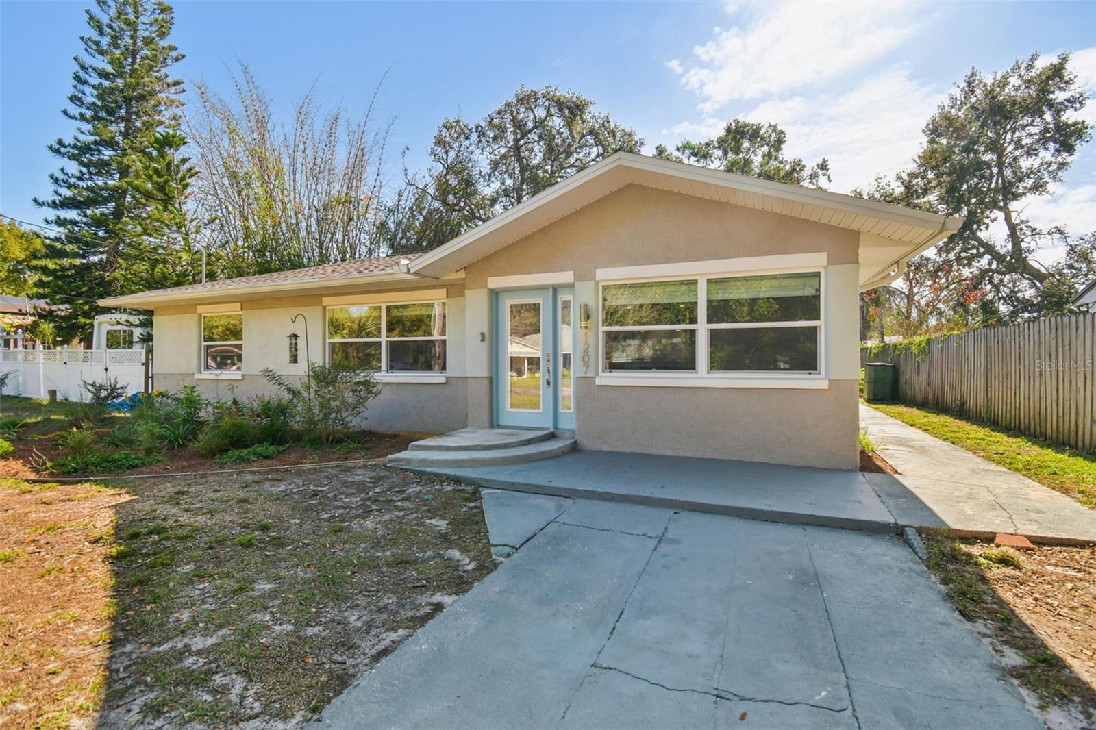 SHADY NOOK - Residential