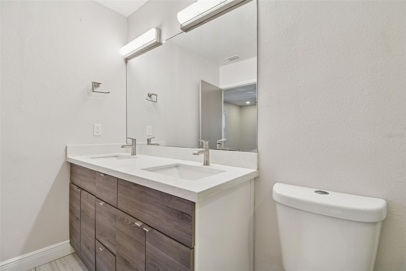 SHADY NOOK - Residential