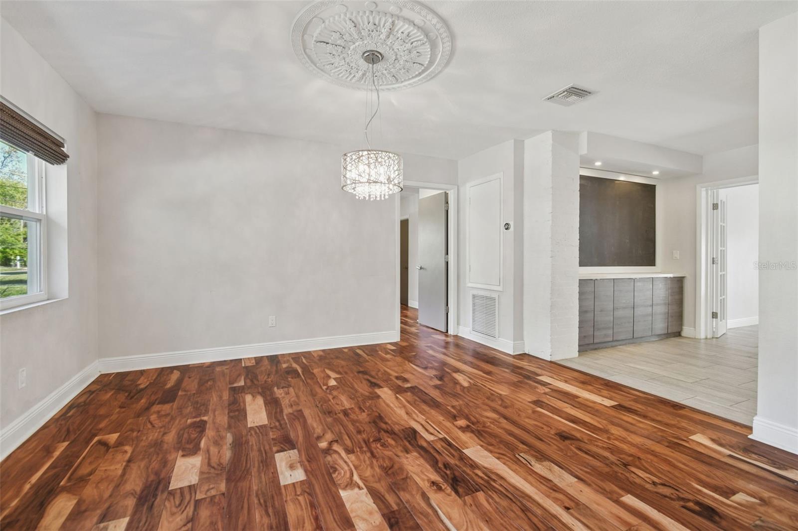 SHADY NOOK - Residential