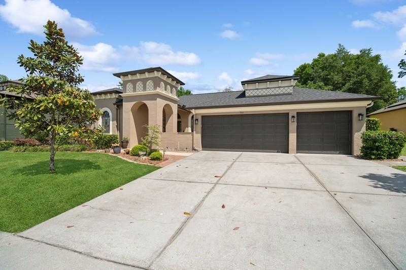 960 COUNTRY CHARM CIRCLE