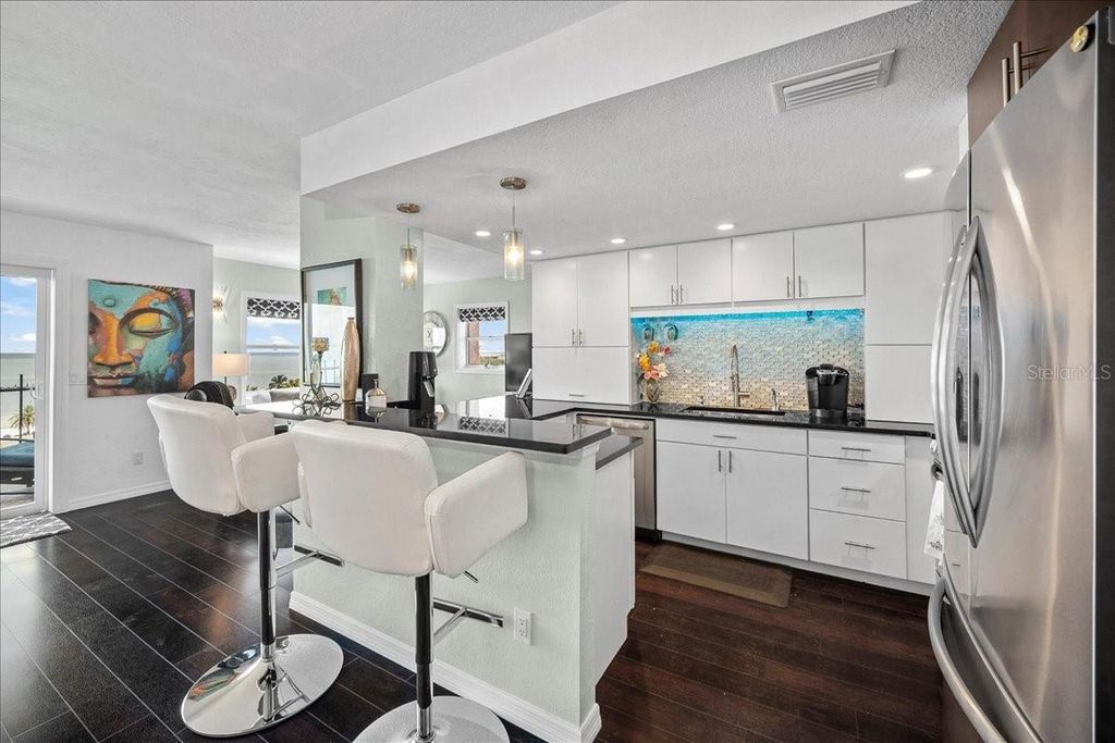 Photo of 1120 N Shore Drive NE #802, St Petersburg, FL 33701 (MLS # TB8386335)