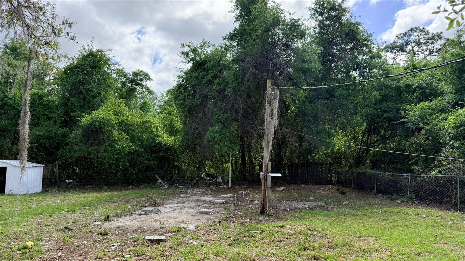 MOON LAKE ESTATES - Residential