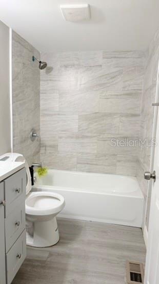 MOON LAKE ESTATES - Residential