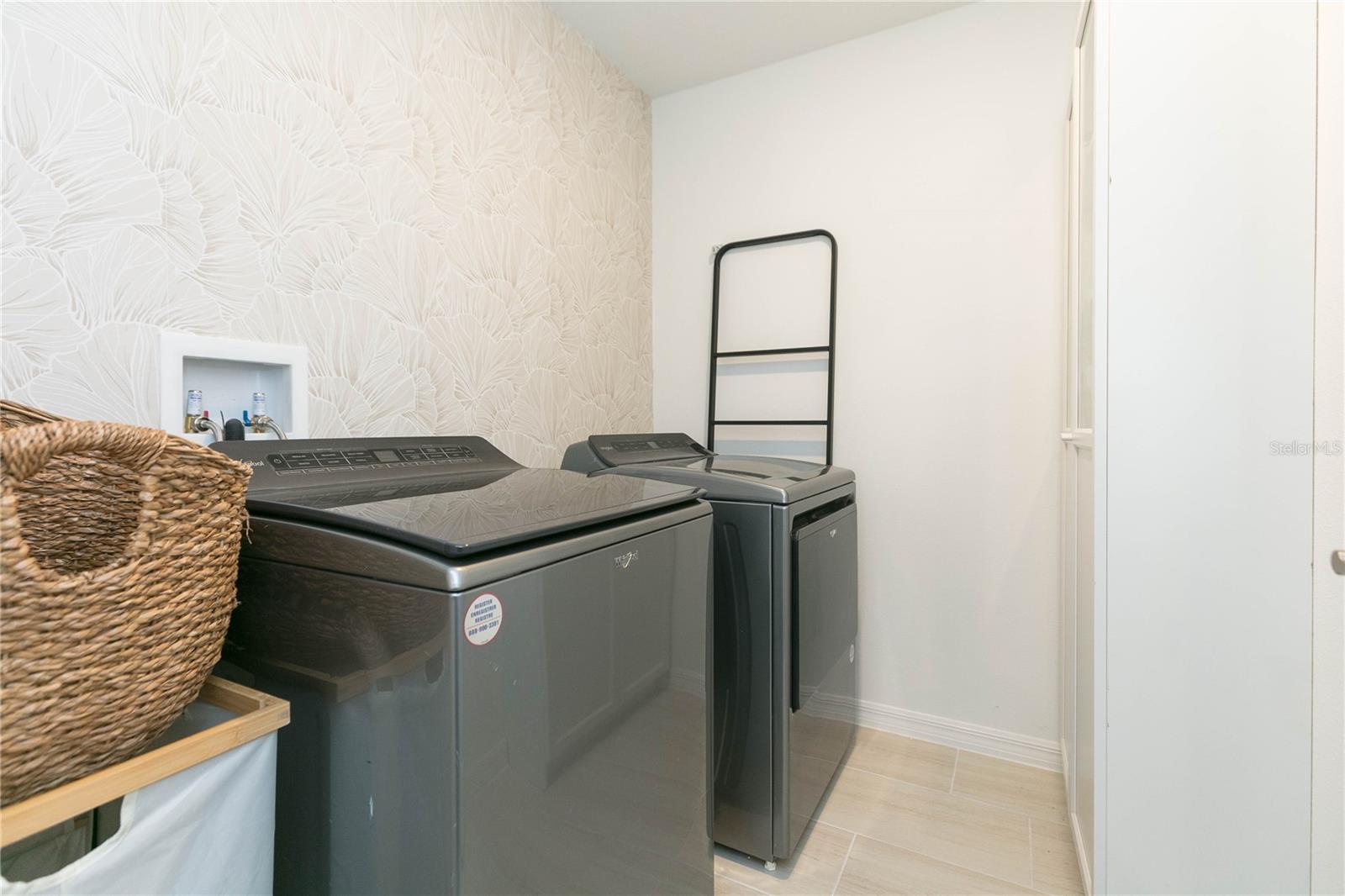 ANGELINE PH 4B - Residential