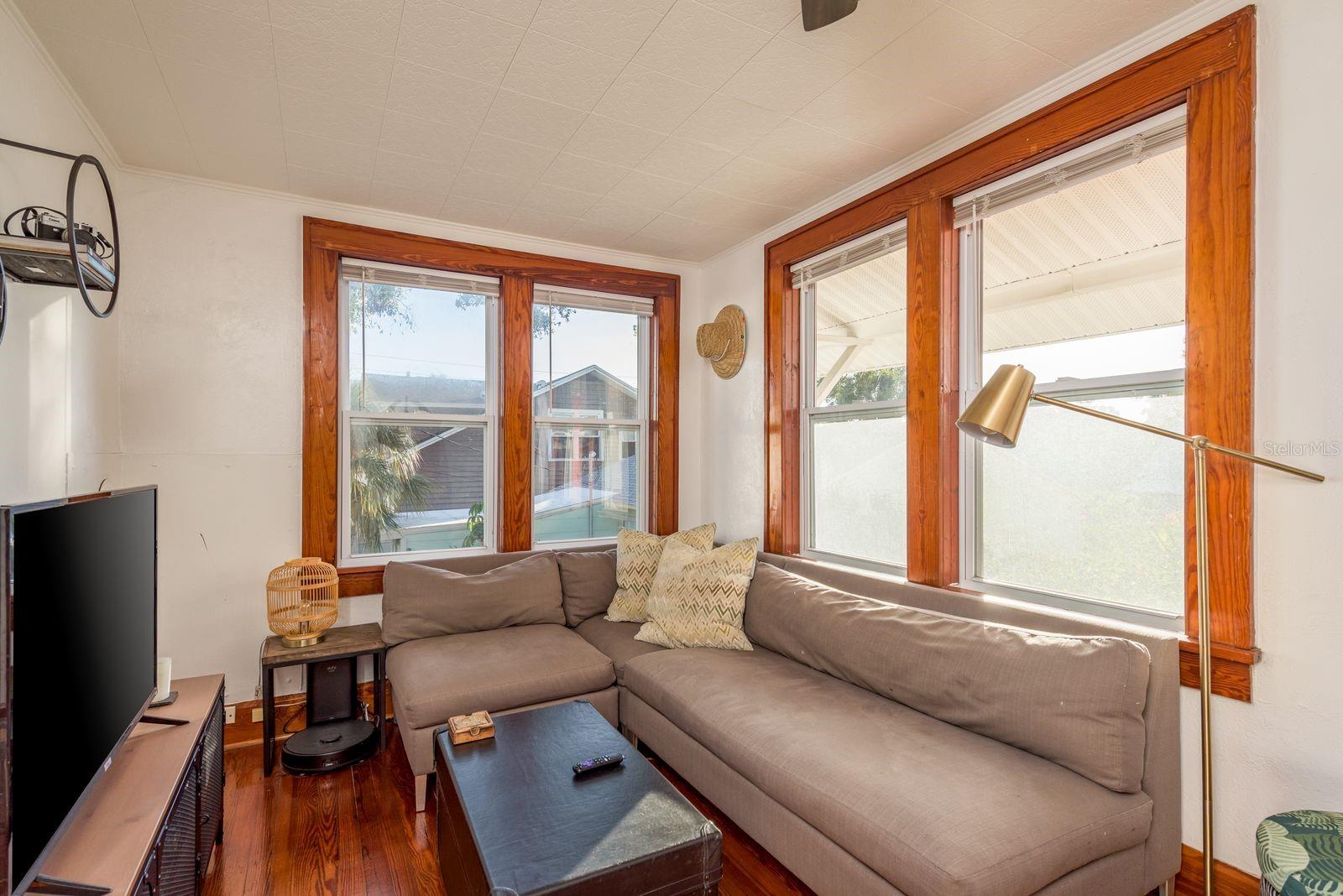 AVOCADO SUB - Residential