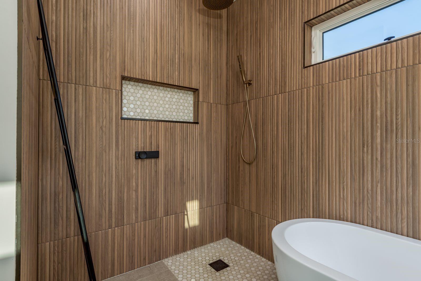 AVOCADO SUB - Residential