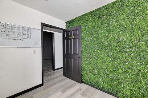 Tiny photo for 1130 E North Boulevard, Leesburg, FL 34748 (MLS # G5108811)