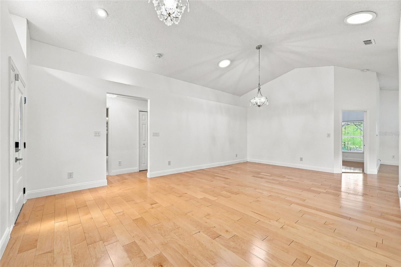 13223 MEADOWLARK LANE