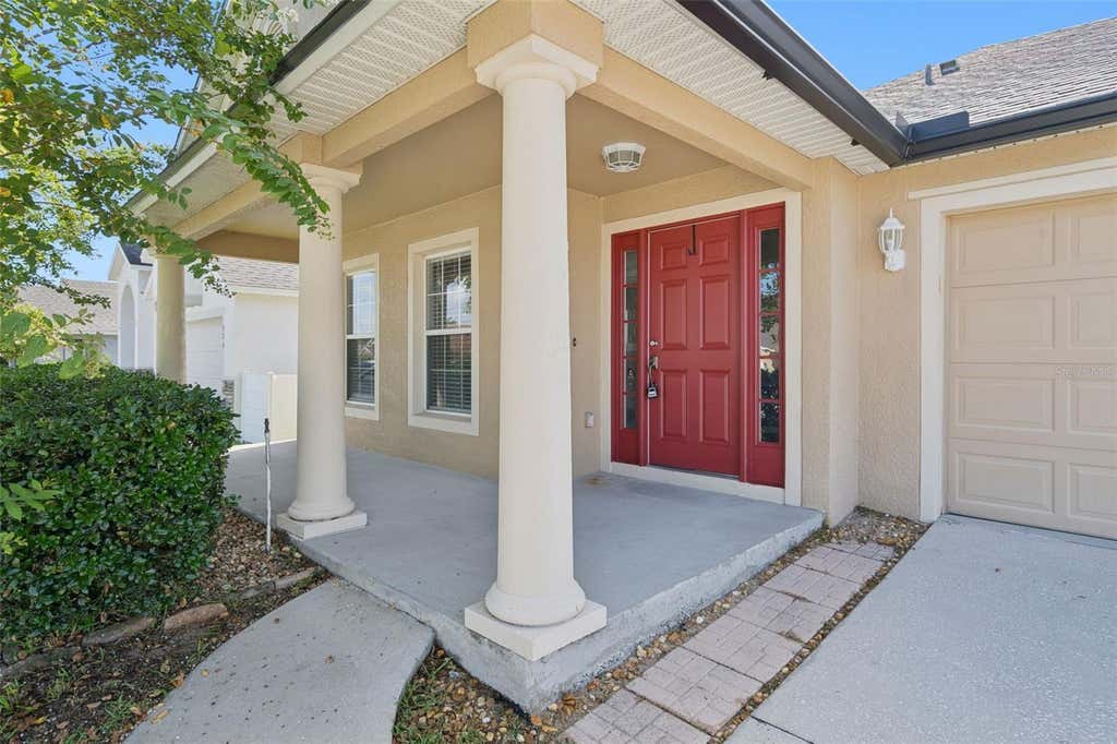 Photo of 324 Red Kite Drive, Groveland, FL 34736 (MLS # G5116369)