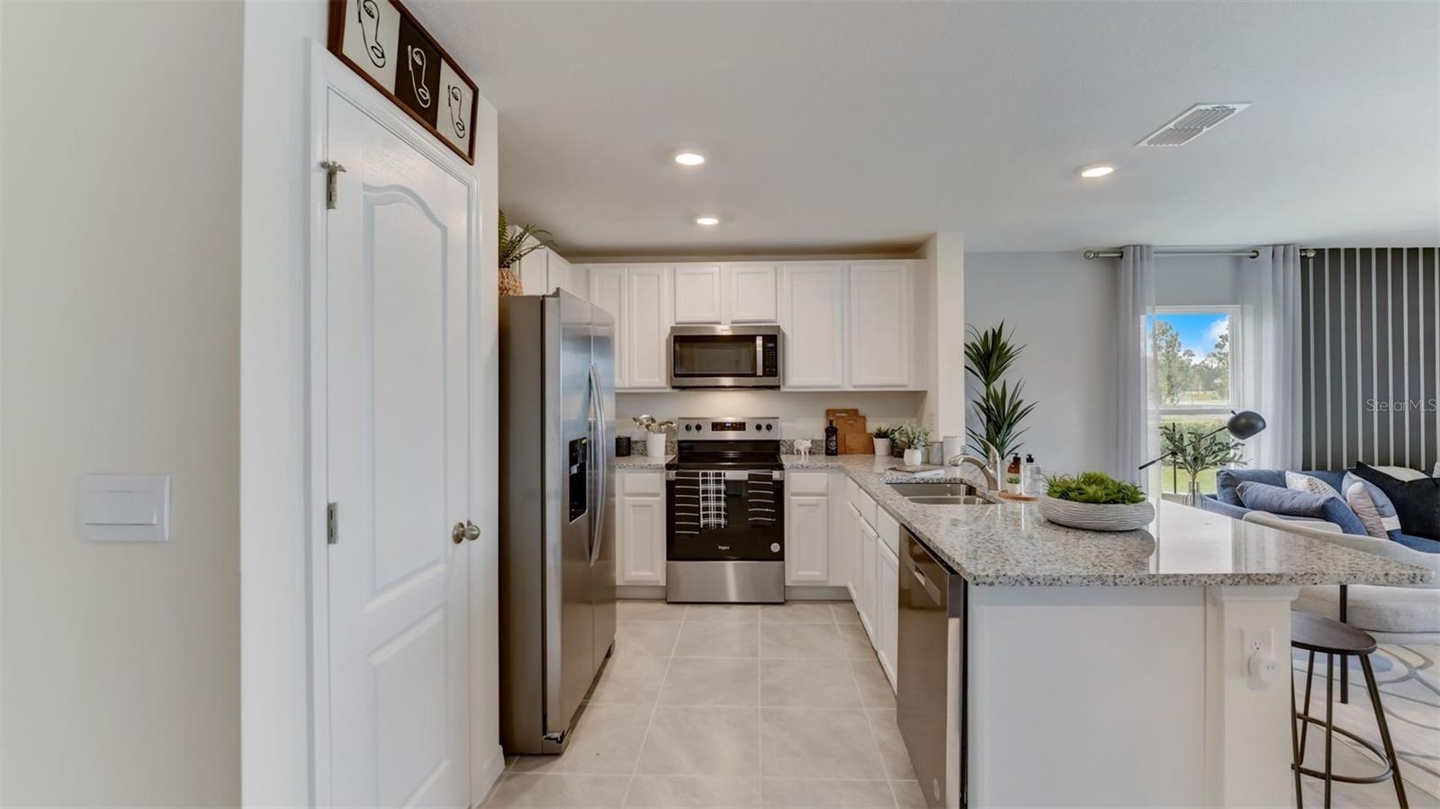 HARMONY WEST TWNHMS - Residential Lease