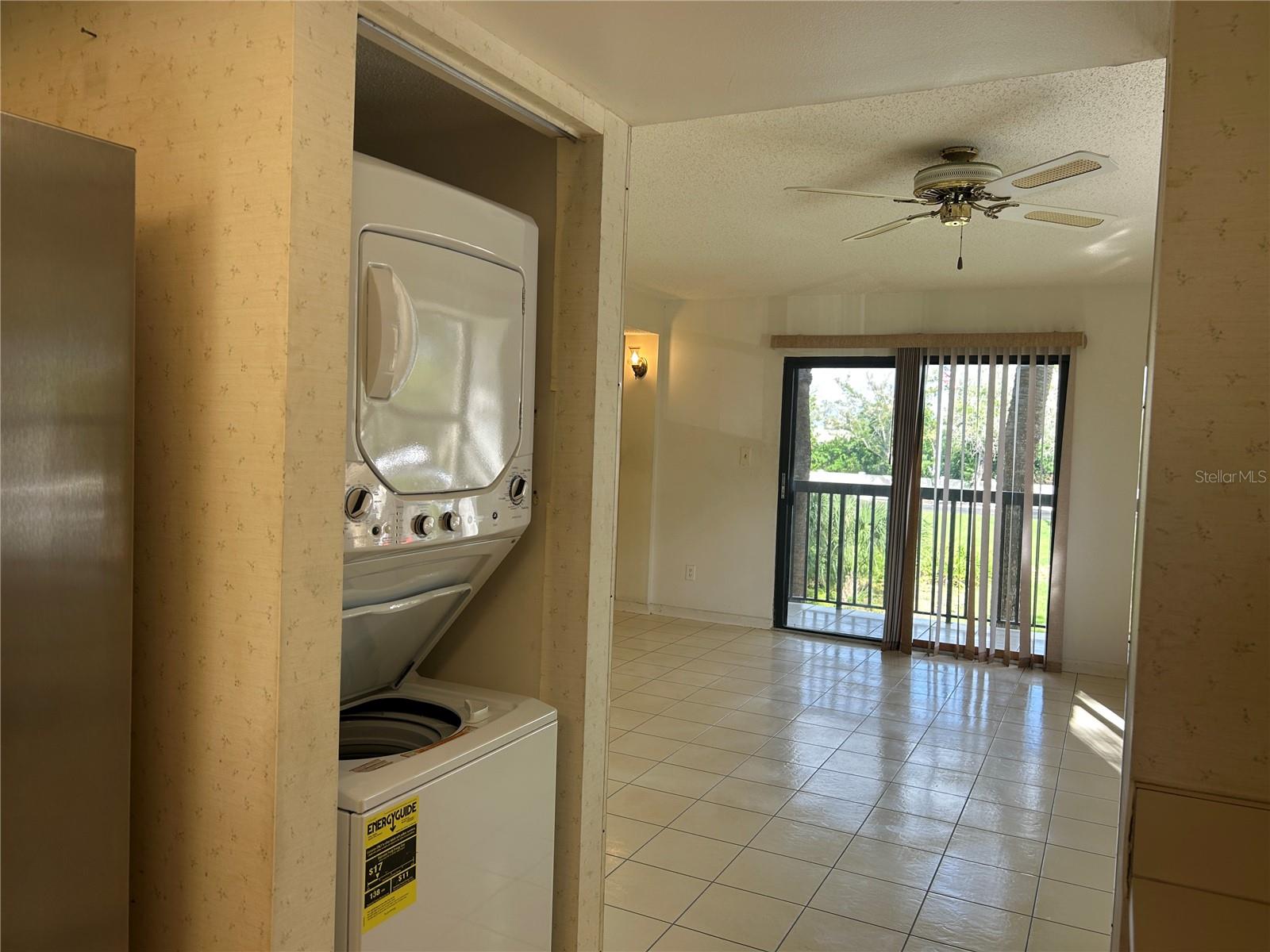 ISLAND VIEW SOUTH CONDO - Residential