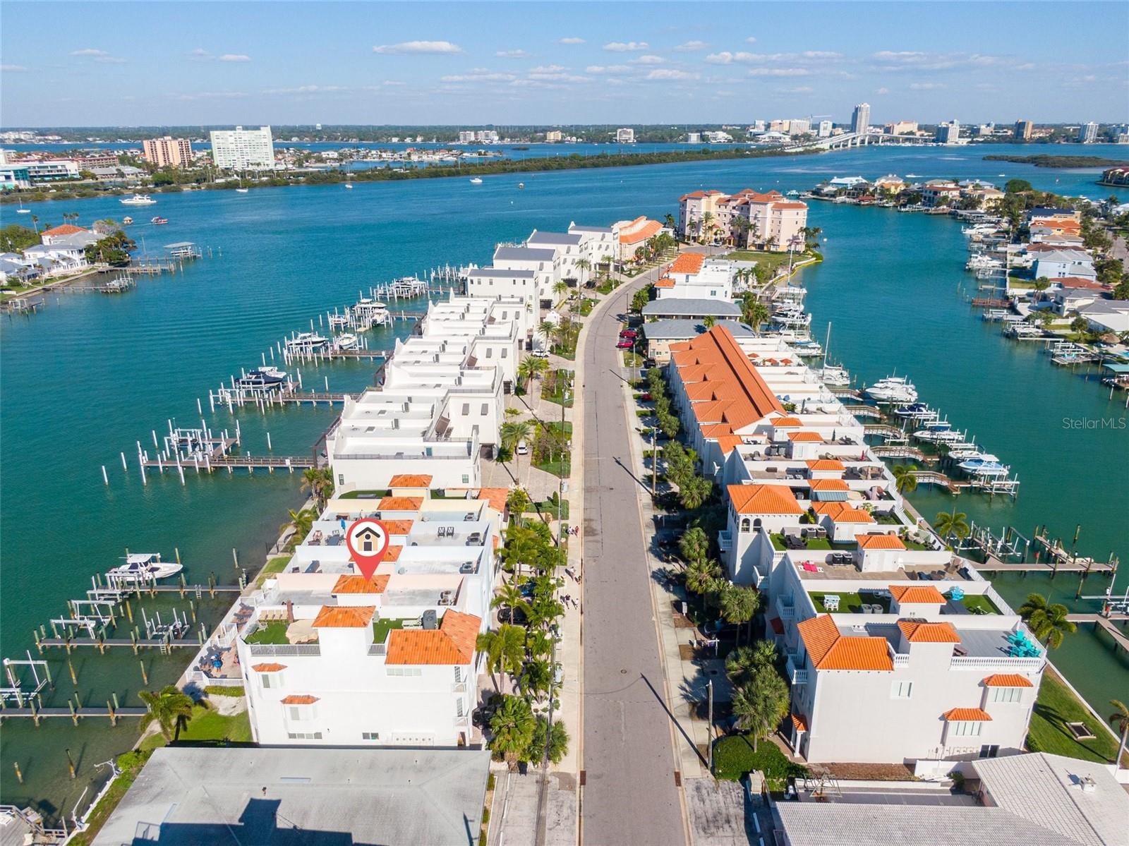 HARBORSIDE TWNHMS - Residential