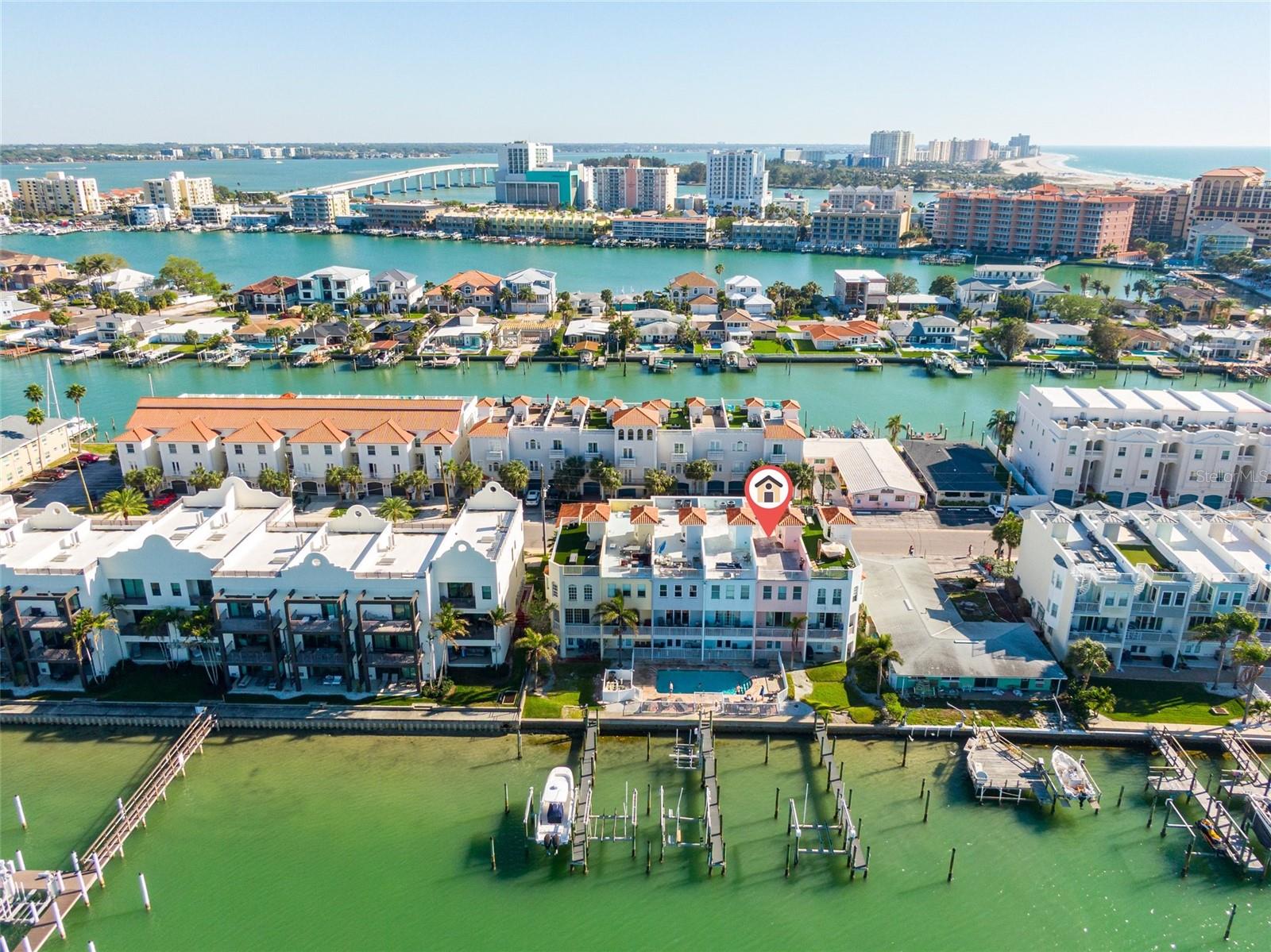 HARBORSIDE TWNHMS - Residential