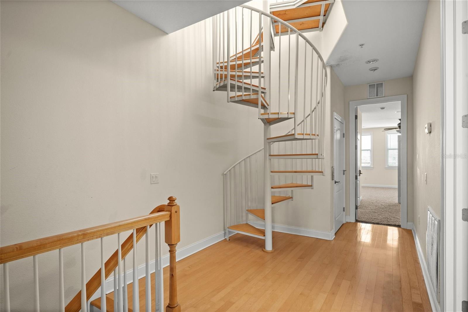 HARBORSIDE TWNHMS - Residential