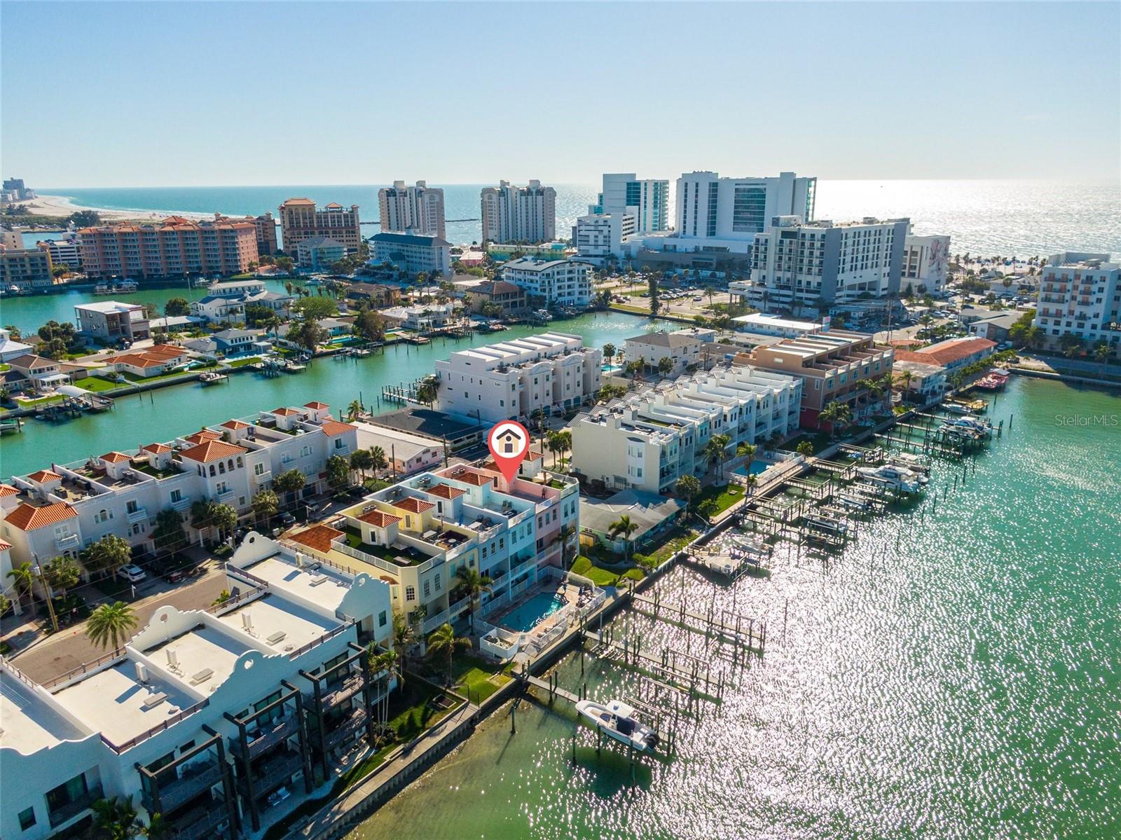 HARBORSIDE TWNHMS - Residential